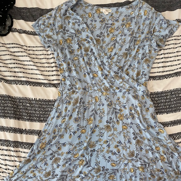 Work Clothes - Dresses, Pants, Skirt and Blouses - Picture 12 of 16